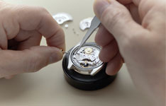 萧邦瑞±表的玻璃蒙子是多少钱牌