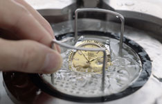 萧邦手表表头变形会进水汽吗